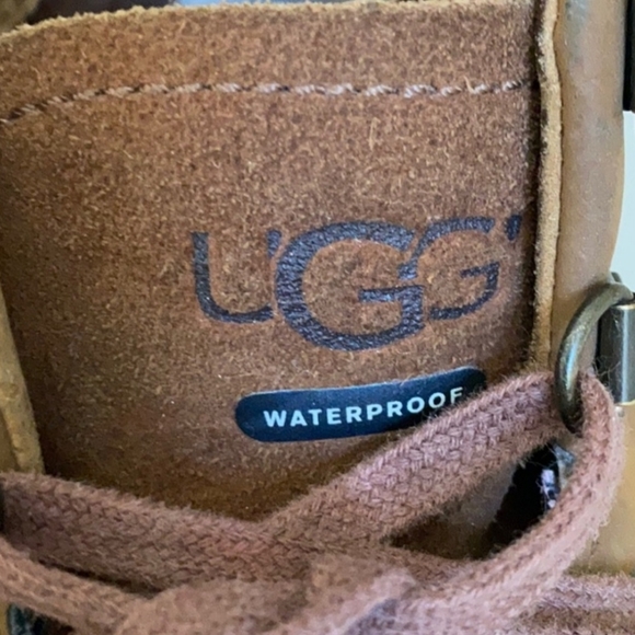 UGG Brown size 7.5 - Picture 5 of 6